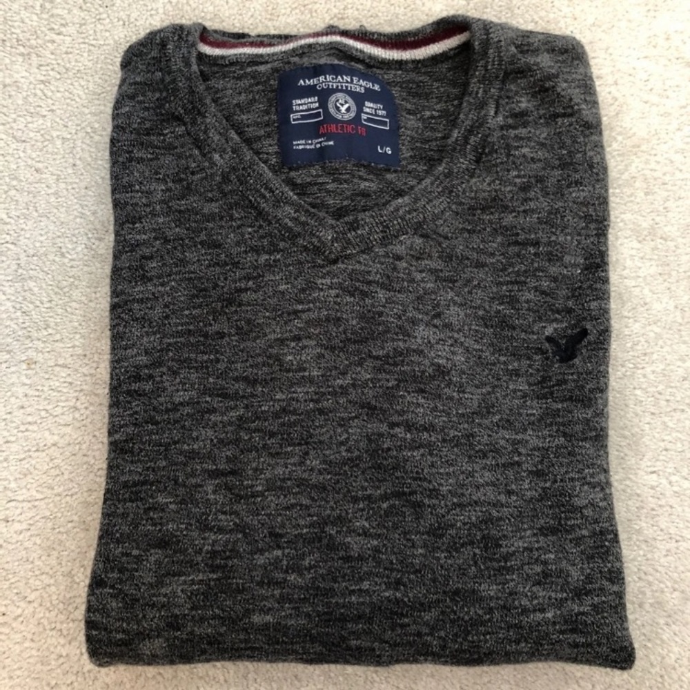 Men’s Grey Sweater (Large)